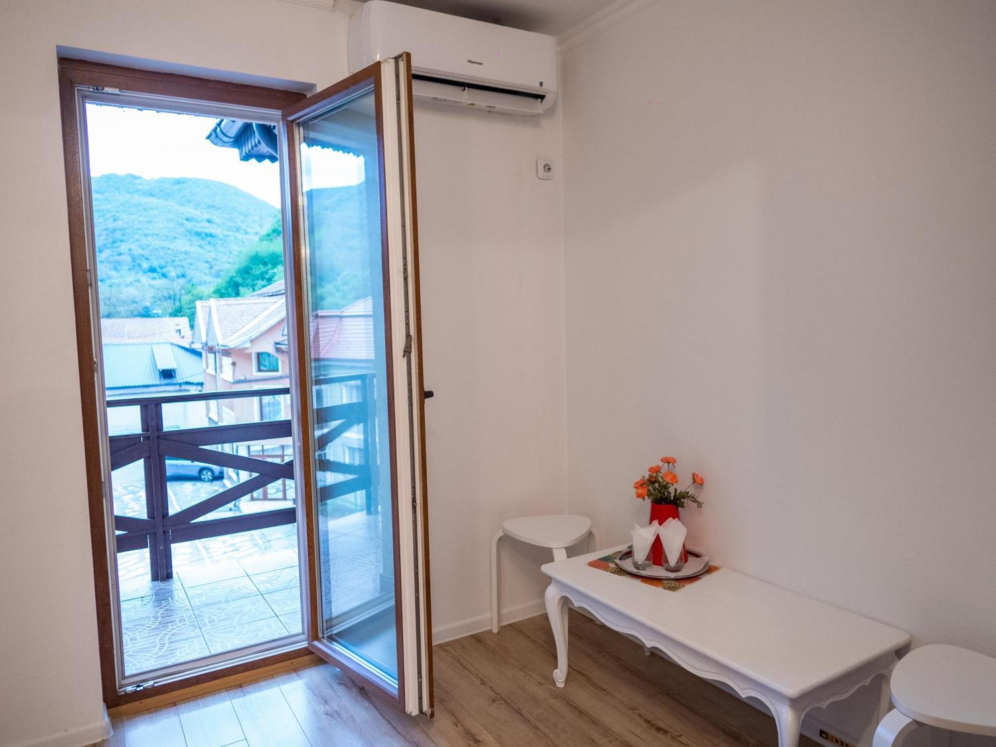 Guesthouse Magic Бэиле-Еркулане Экстерьер фото