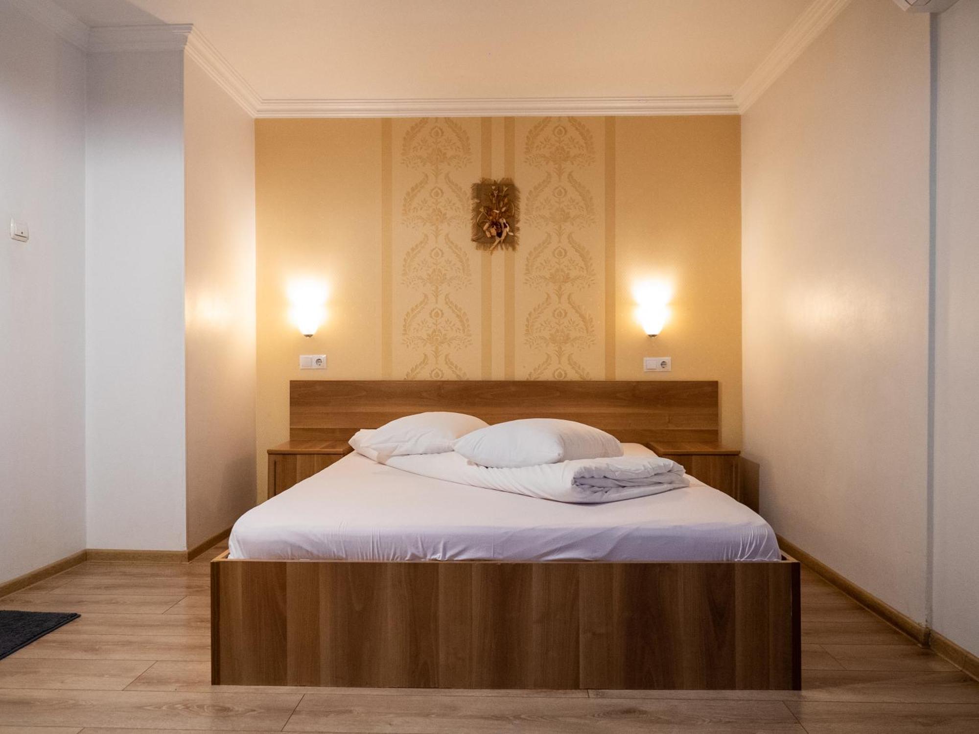 Guesthouse Magic Бэиле-Еркулане Экстерьер фото